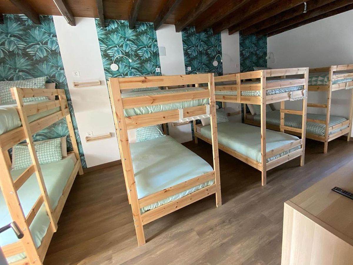 Cocos Surfhouse Hostel San Juan De La Arena Luaran gambar