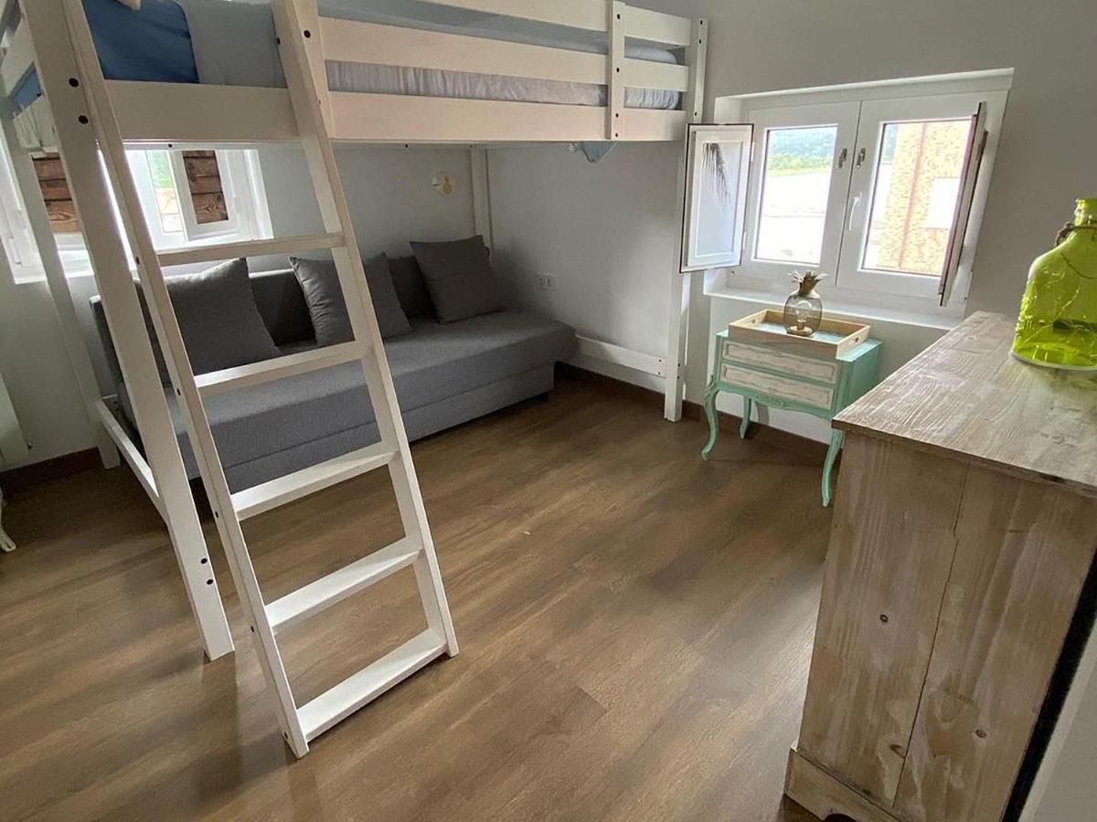 Cocos Surfhouse Hostel San Juan De La Arena Luaran gambar
