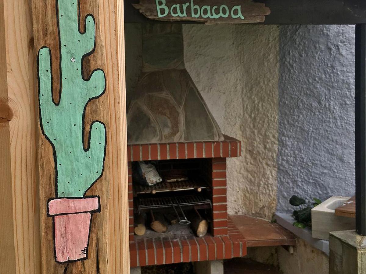 Cocos Surfhouse Hostel San Juan De La Arena Luaran gambar