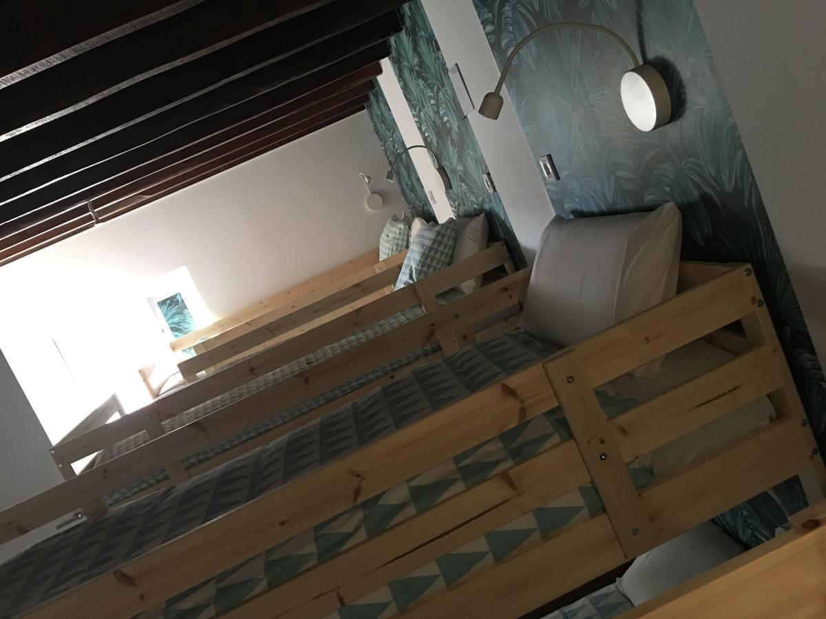 Cocos Surfhouse Hostel San Juan De La Arena Luaran gambar