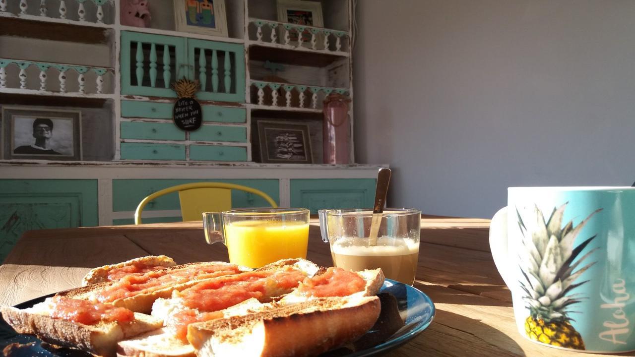 Cocos Surfhouse Hostel San Juan De La Arena Luaran gambar
